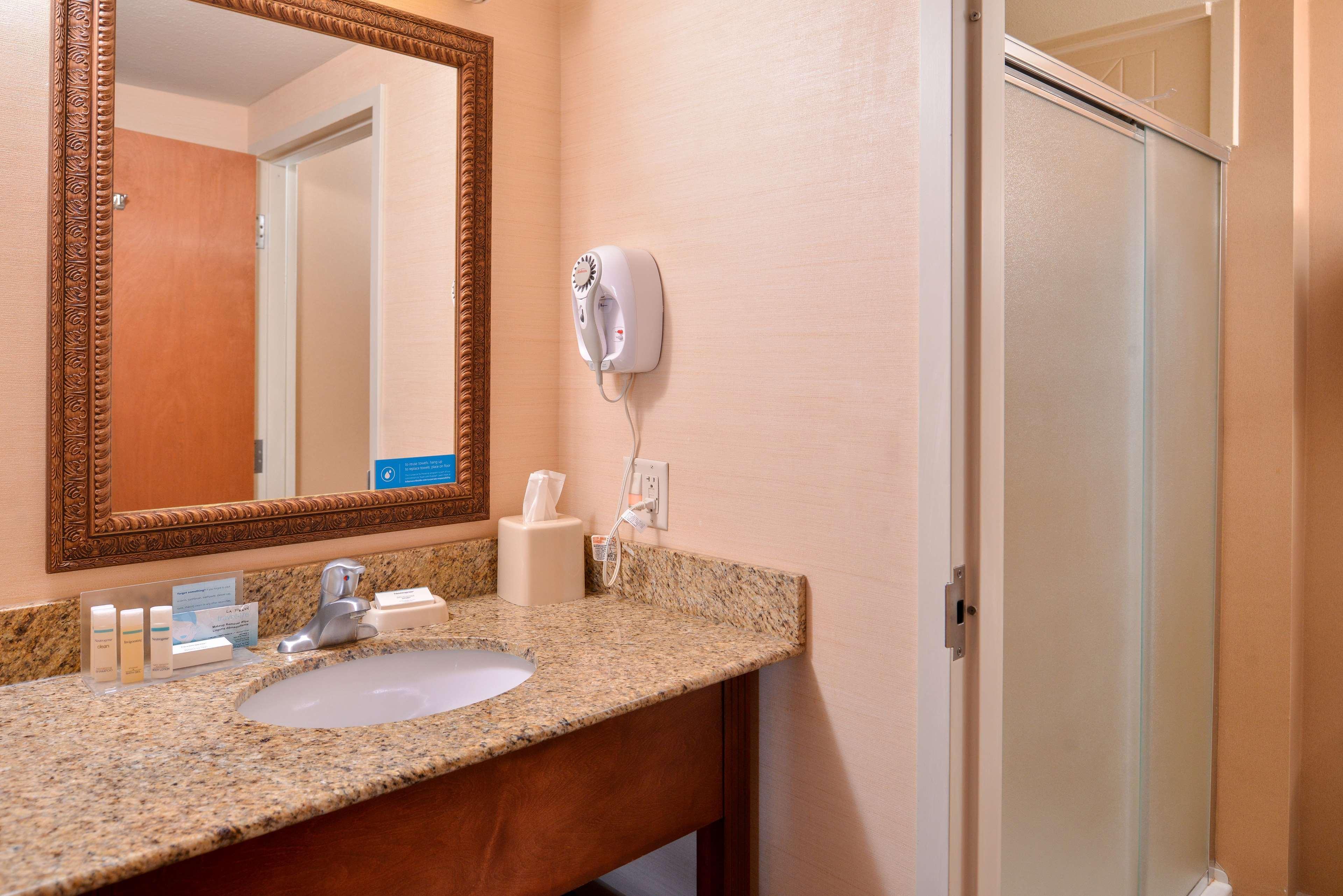 Hampton Inn York Eksteriør billede