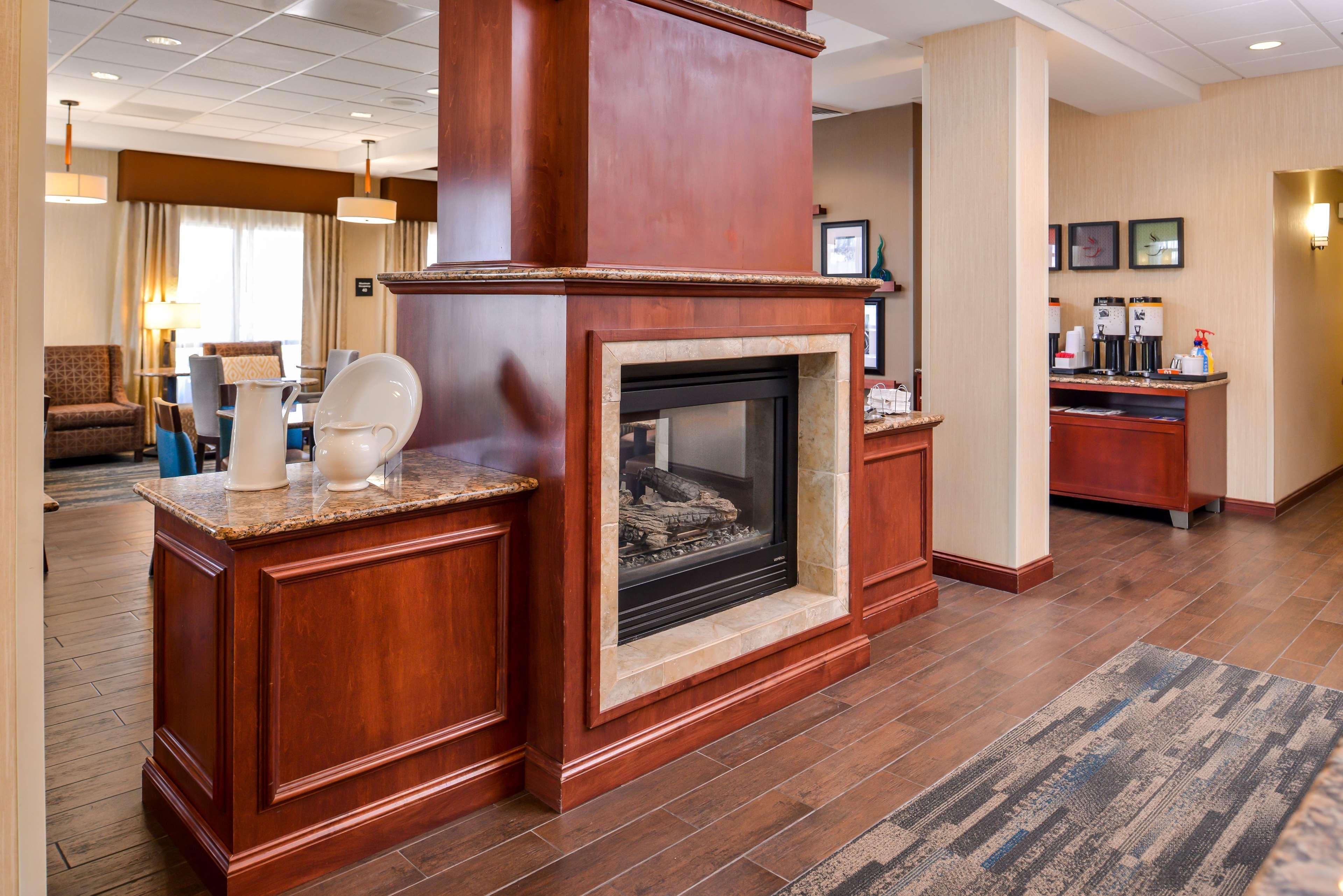 Hampton Inn York Eksteriør billede