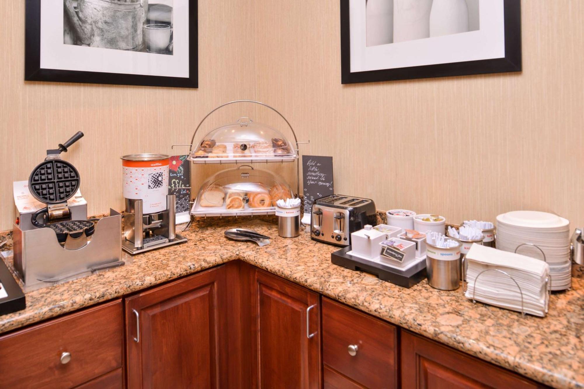 Hampton Inn York Eksteriør billede